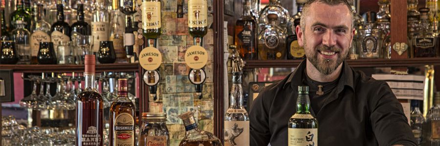 Stop for a whiskey in one of the many wonderful pubs of Ireland with Discover Ireland Tours.